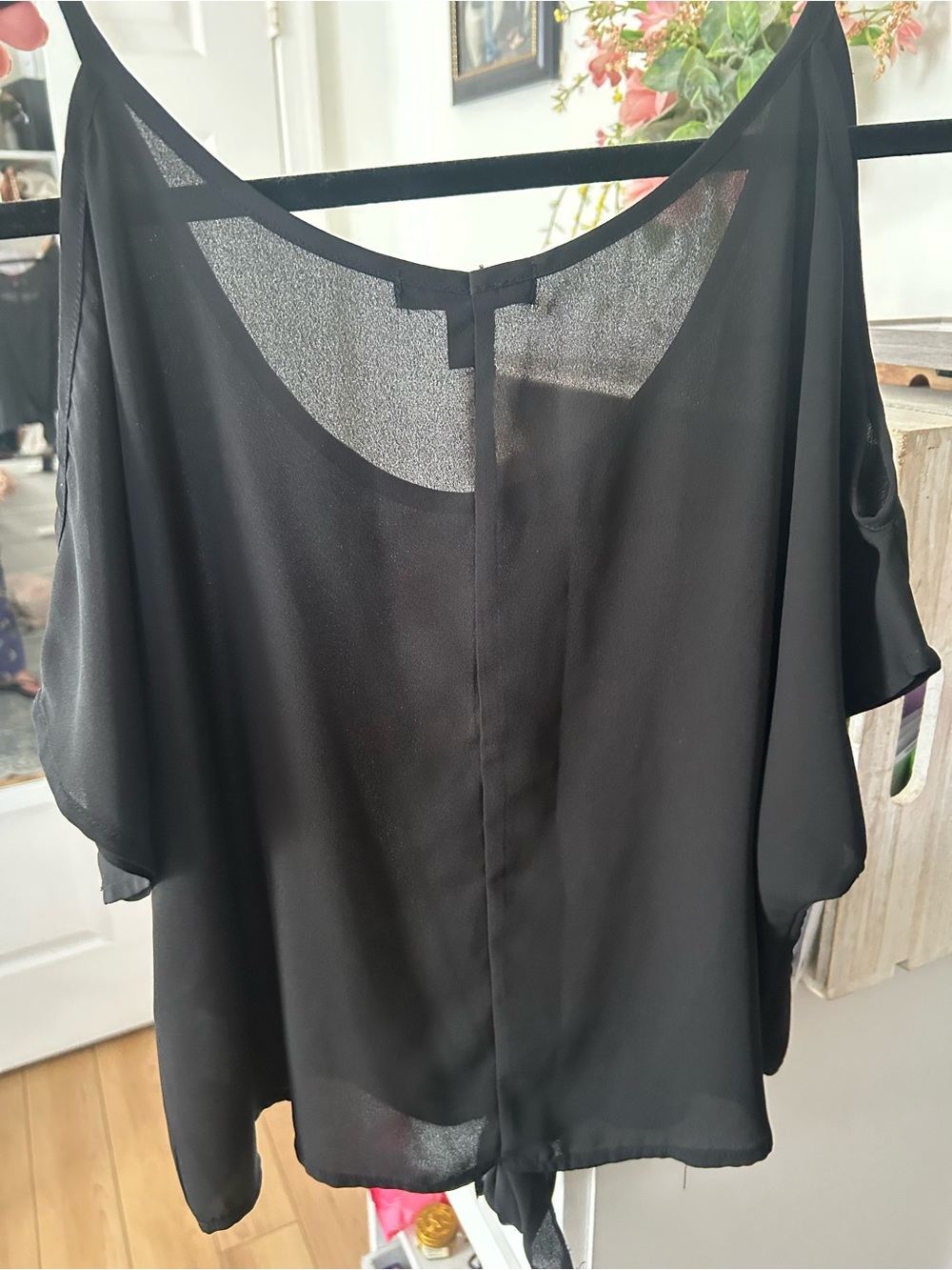 Black Women's Sheer Cold-Shoulder Blouse - Brand Unspecified